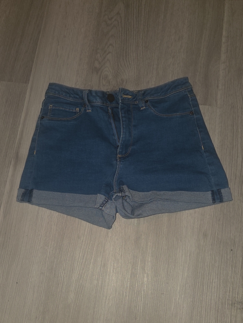 SHEIN Dark Blue Rolled-Hem Denim Shorts